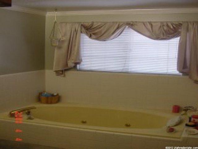 2425 Summer Oak Cir, Sandy, UT 84092 — photo 6