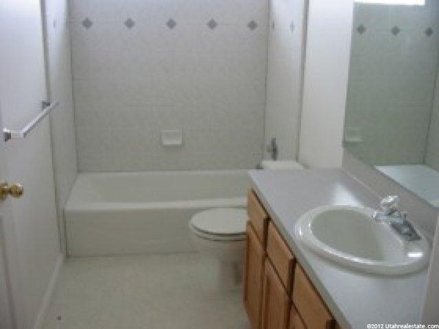 248 S 500 E #D-7, Clearfield, UT 84015 — photo 2