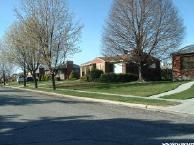 403 Hillside Dr, Murray, UT 84107 — photo 4