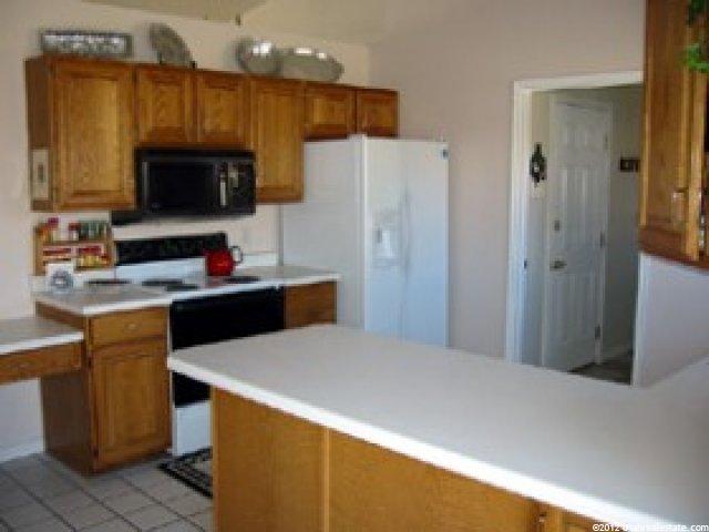 1569 Hidden Valley Dr, Sandy, UT 84092 — photo 3