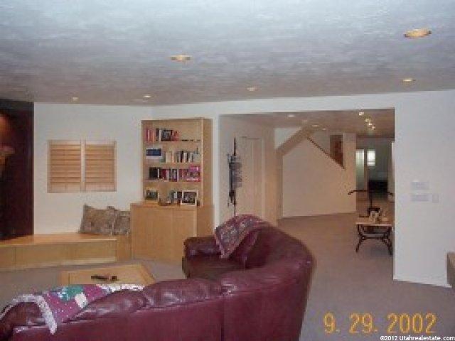 4 Quietwood Ln, Sandy, UT 84092 — photo 6