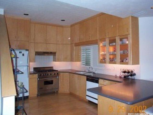 4 Quietwood Ln, Sandy, UT 84092 — photo 7