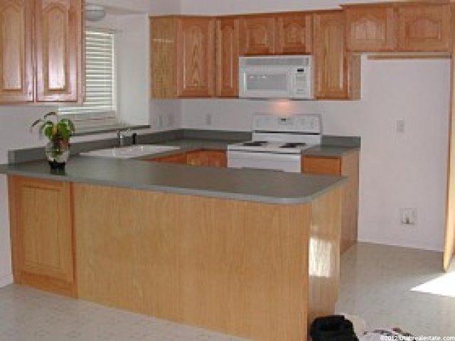 5622 S 4075 W, Roy, UT 84067 — photo 2