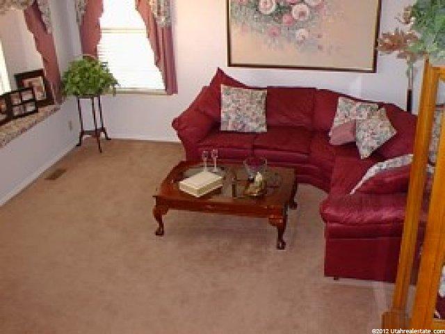 2540 Oquirrh View Dr, Riverton, UT 84065 — photo 3