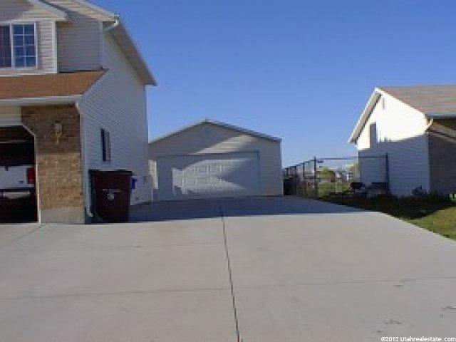 2540 Oquirrh View Dr, Riverton, UT 84065 — photo 6