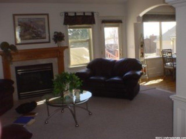 633 E 2475 N, North Ogden, UT 84414 — photo 2