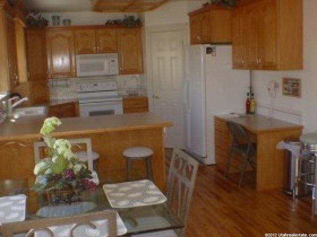 633 E 2475 N, North Ogden, UT 84414 — photo 3