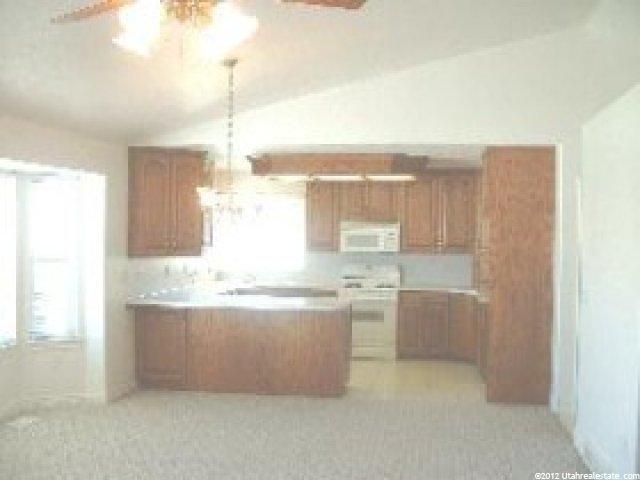415 Joshua Dr, Kaysville, UT 84037 — photo 2