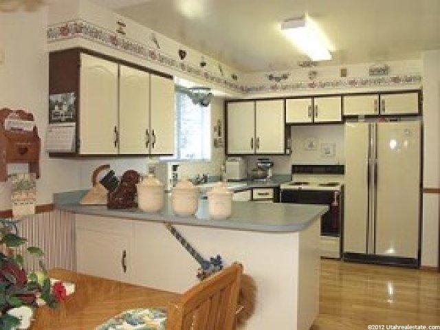 2391 Quail Run Dr, Sandy, UT 84093 — photo 3