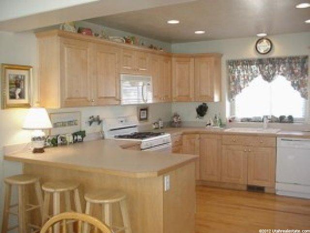 1389 W 2375 S, Syracuse, UT 84075 — photo 4