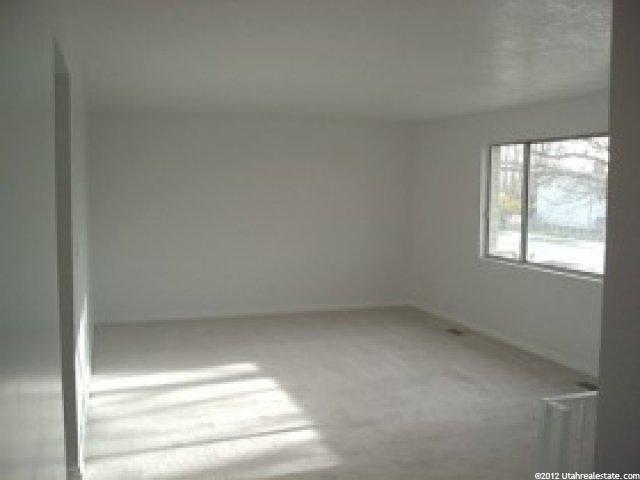 1988 N 1225 W, Clinton, UT 84015 — photo 2