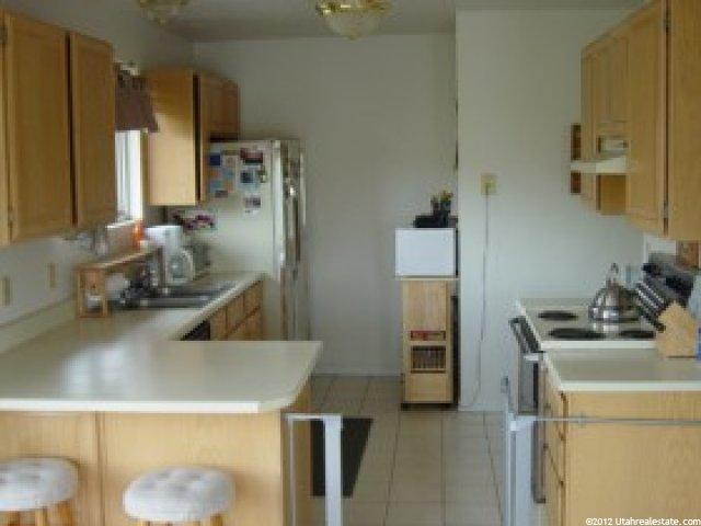11199 Sandy Ridge Dr, Sandy, UT 84093 — photo 6