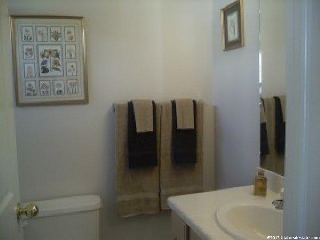 12 N 875 W, Layton, UT 84041 — photo 7