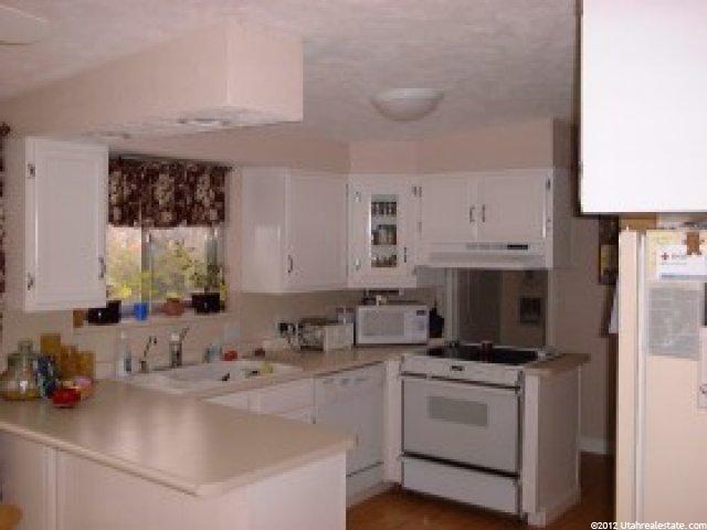 179 S 300 E, North Salt Lake, UT 84054 — photo 2