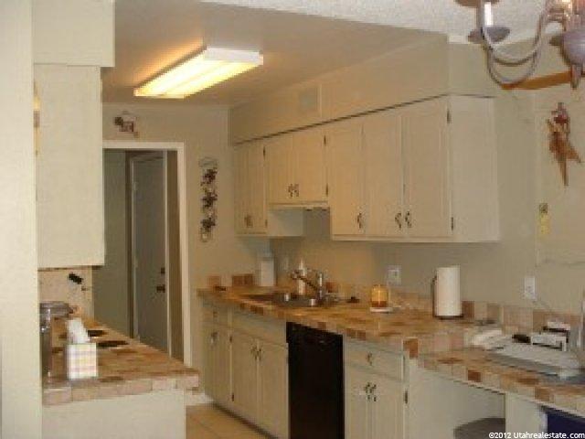 290 N 500 W, Bountiful, UT 84010 — photo 4