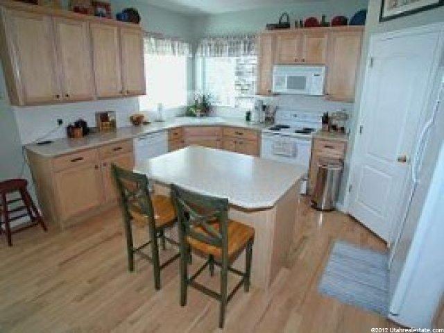 11543 Sunburn Ln, Sandy, UT 84094 — photo 8