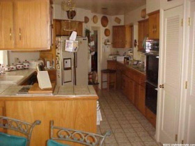 9581 Glacier Ln, Sandy, UT 84092 — photo 6