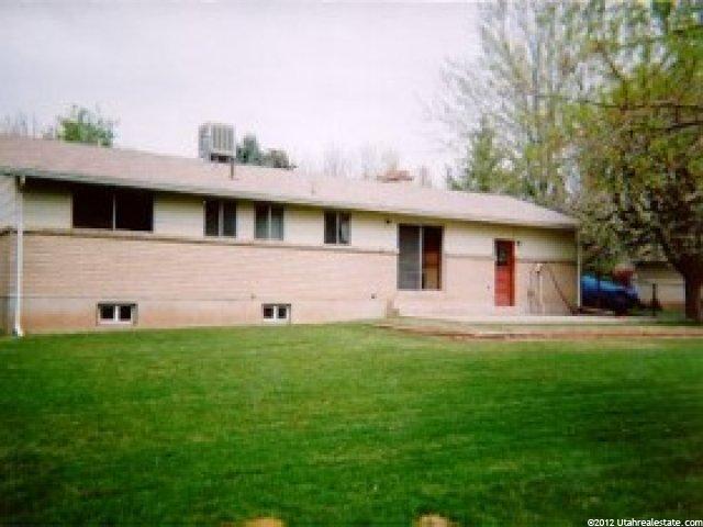 1497 W Camelot Dr, Layton, UT 84041 — photo 2