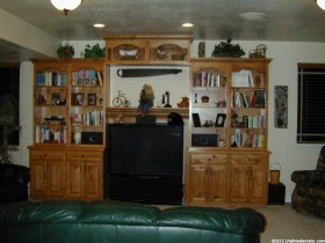 640 Westbrook Cir, Kaysville, UT 84037 — photo 7