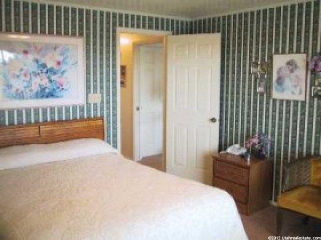 422 E 3350 N, North Ogden, UT 84414 — photo 4