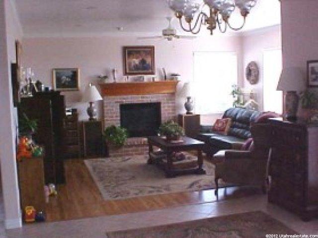 1327 N 850 E, Pleasant Grove, UT 84062 — photo 2