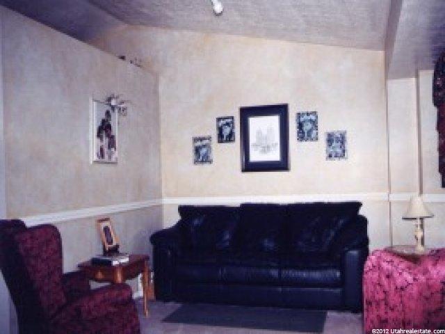 1136 W 2450 N, Clinton, UT 84015 — photo 4