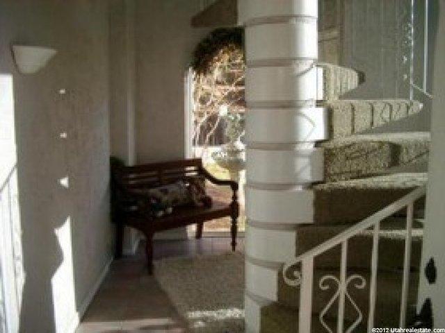 405 Brentwood Ln, Bountiful, UT 84010 — photo 2