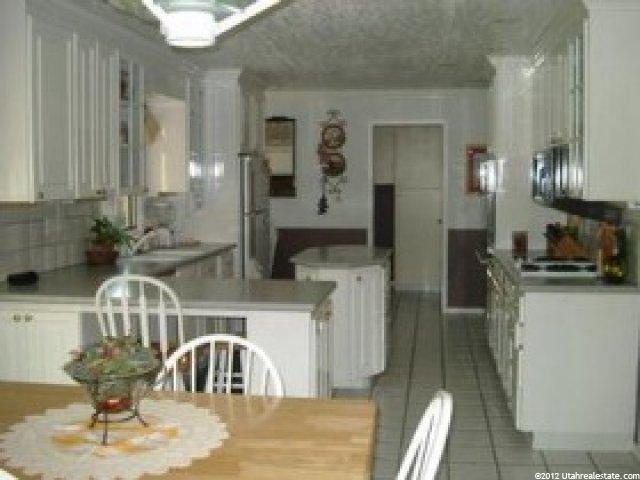 405 Brentwood Ln, Bountiful, UT 84010 — photo 4