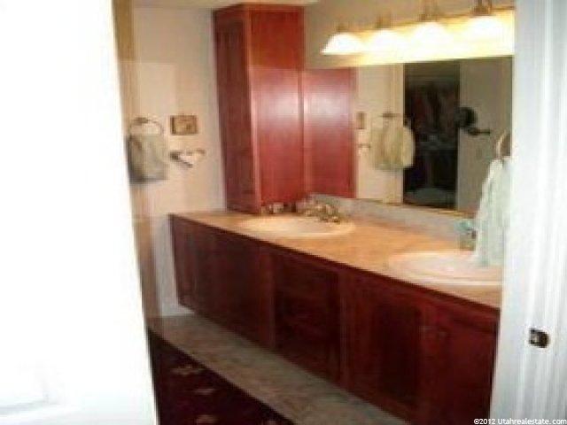 405 Brentwood Ln, Bountiful, UT 84010 — photo 6