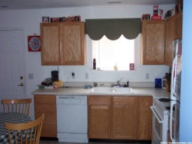424 E 2050 N #2A, North Ogden, UT 84414 — photo 4