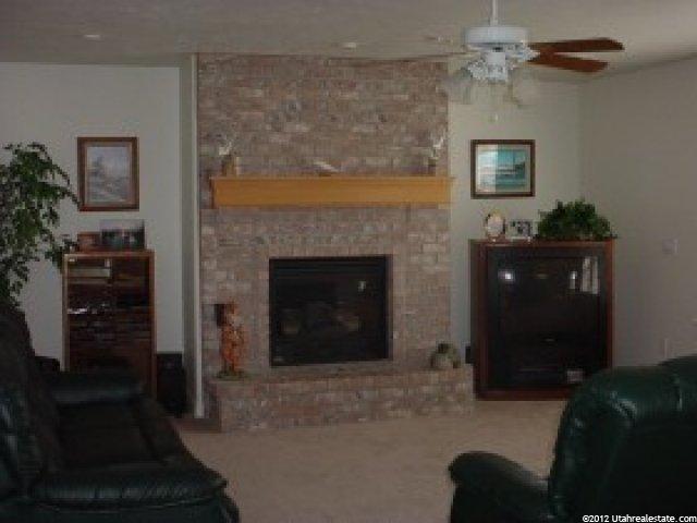 1112 Charlais Dr, Fruit Heights, UT 84037 — photo 4