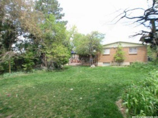 2100 Cresthill Dr, Holladay, UT 84117 — photo 2