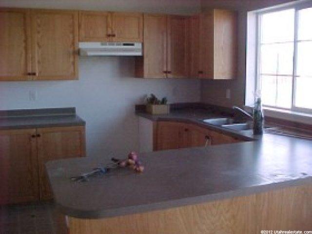 38 S 1300 E, Hyrum, UT 84319 — photo 2