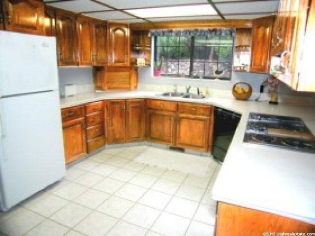 2875 E Newmans Ln, Holladay, UT 84121 — photo 6