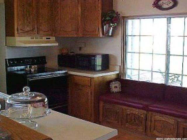 2123 S Vernal Ave, Vernal, UT 84078 — photo 3