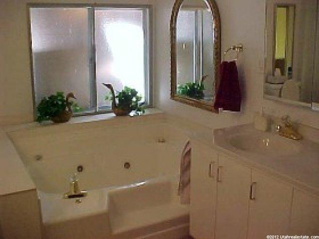 2123 S Vernal Ave, Vernal, UT 84078 — photo 5