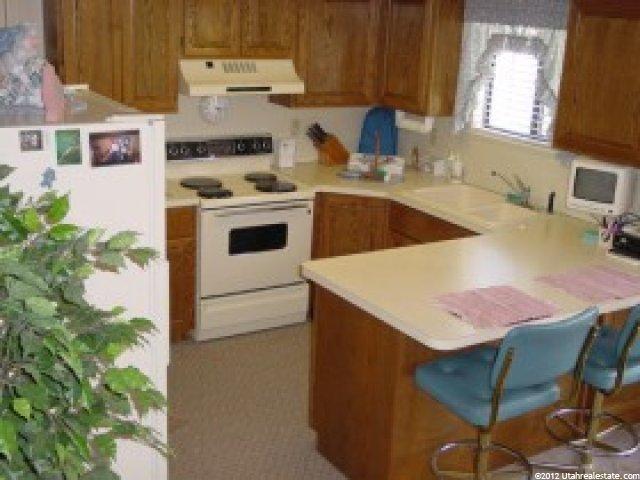 4946 S 3850 W, Roy, UT 84067 — photo 6