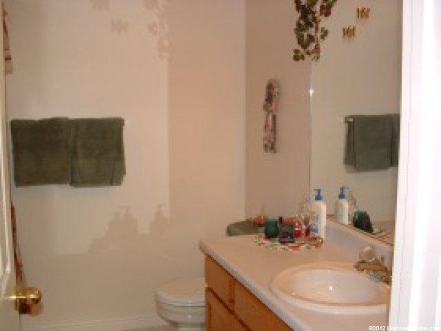 2593 W 2250 N, Clinton, UT 84015 — photo 8