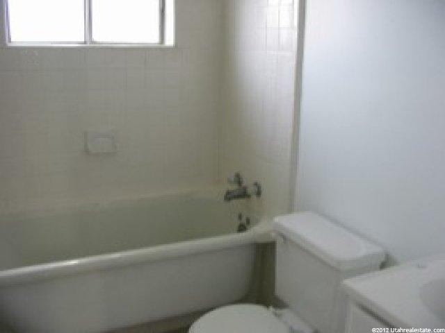 777 W 800 N, Clearfield, UT 84015 — photo 2