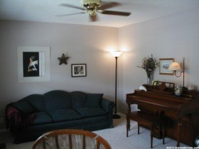 1397 Willow Valley Dr, Centerville, UT 84014 — photo 2