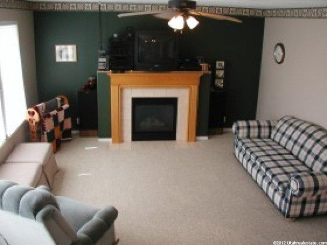 1397 Willow Valley Dr, Centerville, UT 84014 — photo 5