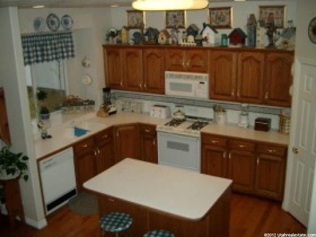 759 W 2525 S, Syracuse, UT 84075 — photo 2