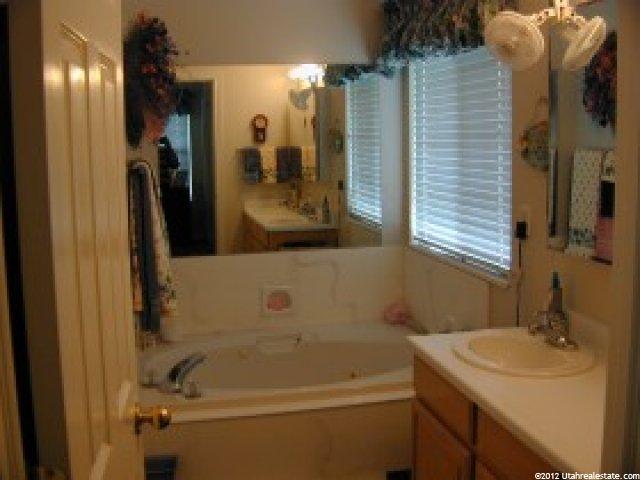 99 W 780 S, Centerville, UT 84014 — photo 7