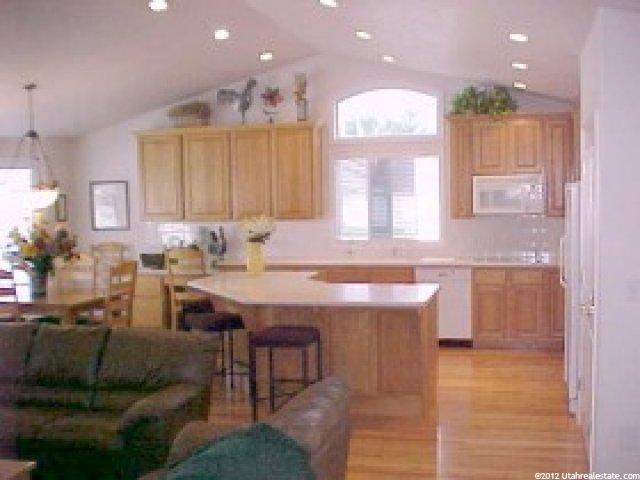 8417 S 865 E, Sandy, UT 84094 — photo 3