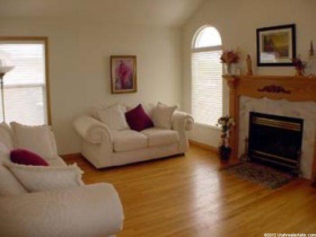 636 W 1175 N, Farmington, UT 84025 — photo 3