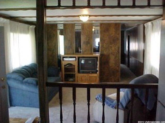 57 Sunset Dr, Layton, UT 84041 — photo 2
