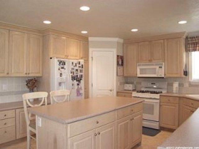 2152 Thaxton Cir, Riverton, UT 84065 — photo 4