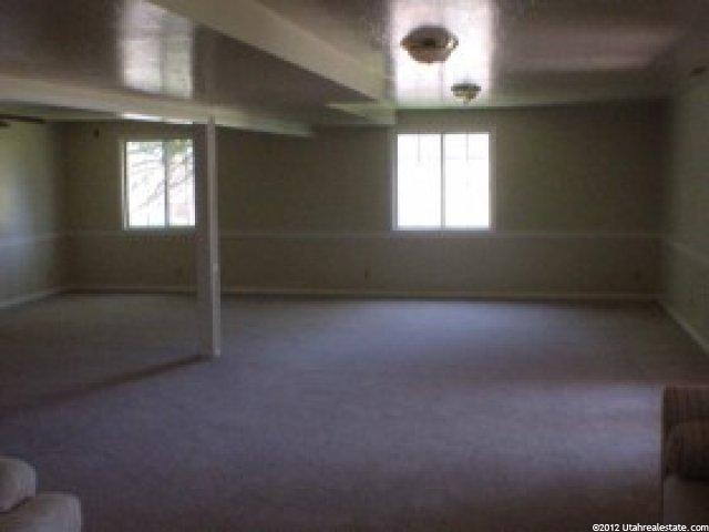 905 Edgewood Dr, Ogden, UT 84403 — photo 4