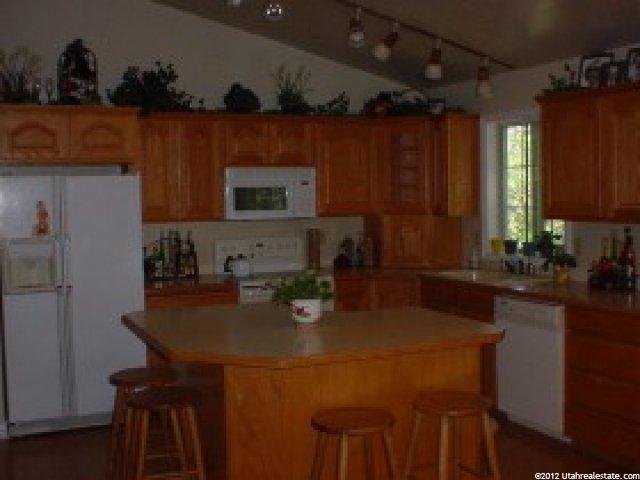 905 Edgewood Dr, Ogden, UT 84403 — photo 5