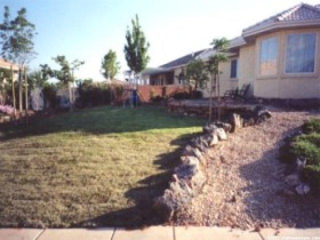 3689 Mitchell Dr, Santa Clara, UT 84765 — photo 2